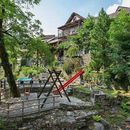 Konukevi Rustici Della Verzasca Ferien 3*