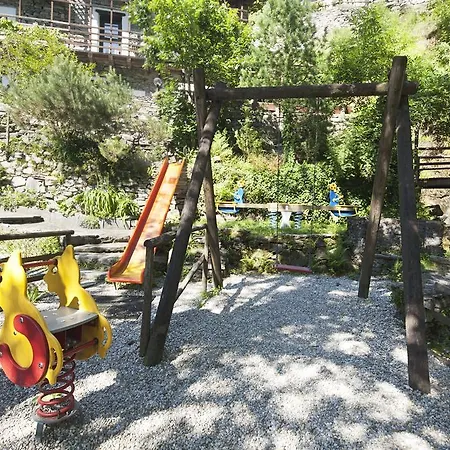Konukevi Rustici Della Verzasca Ferien 3*